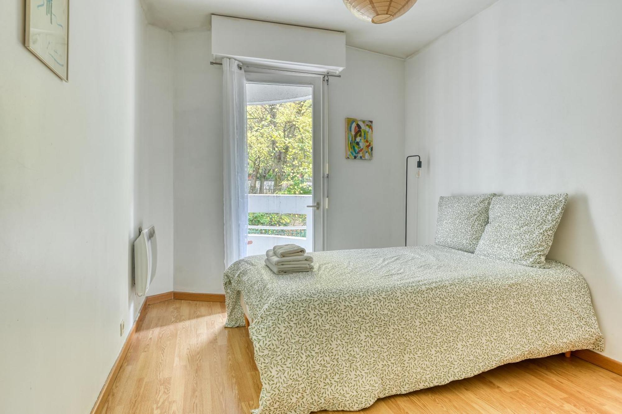 3 Bedroom Apartment With Balconies Paris Bagian luar foto
